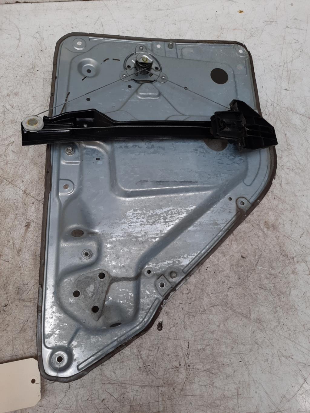 Alzacristalli manuale posteriore destro SKODA FABIA 1 PHASE 2 BREAK Gasolina - 1