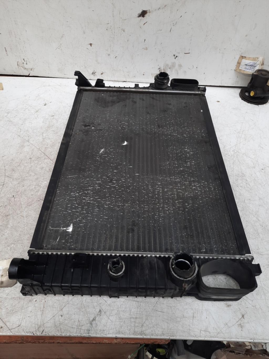 Radiateur eau MERCEDES CLASSE E 211 PHASE 1 Diesel - 1