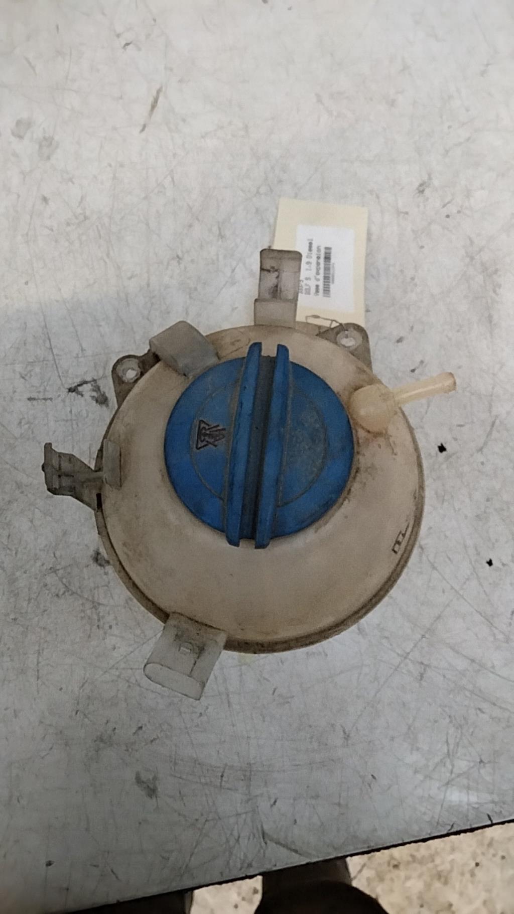 Vase d'expansion VOLKSWAGEN GOLF 5 Diesel - 1