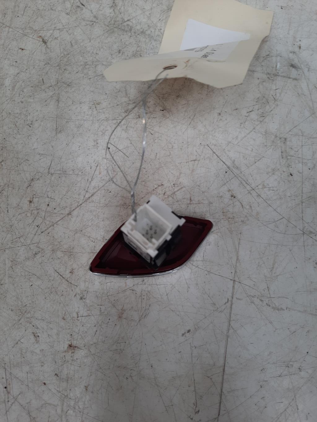 Bouton de warning CITROEN C3 2 PHASE 1 Diesel - 1