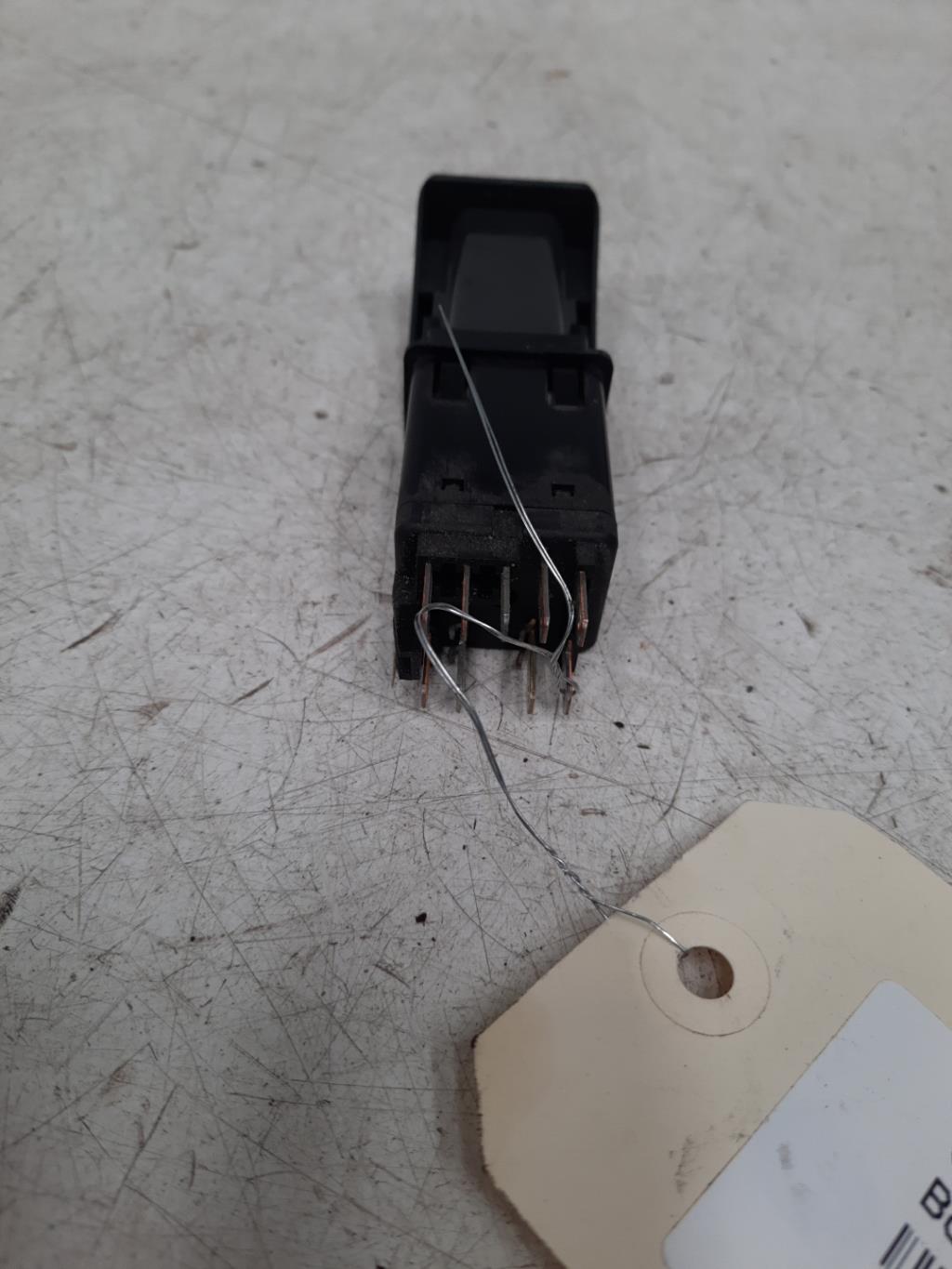 Bouton de warning RENAULT SUPER 5 Essence - 1
