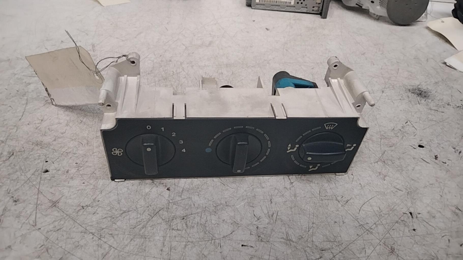 Commande chauffage CITROEN ZX PHASE 1 Diesel - 1
