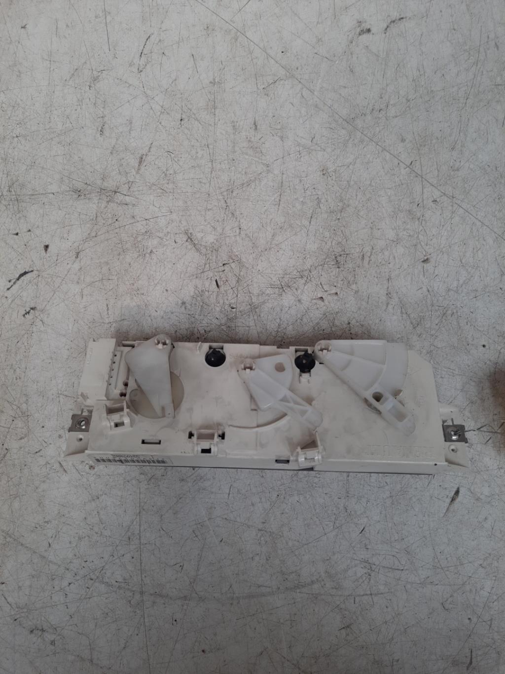 Commande chauffage RENAULT TWINGO 1 PHASE 3 Essence - 1