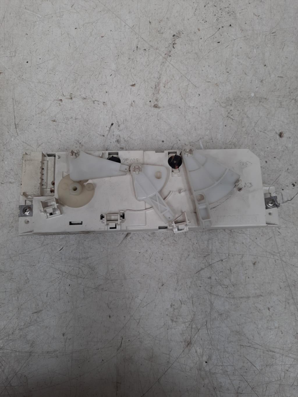 Commande chauffage RENAULT TWINGO 1 PHASE 3 Essence - 1
