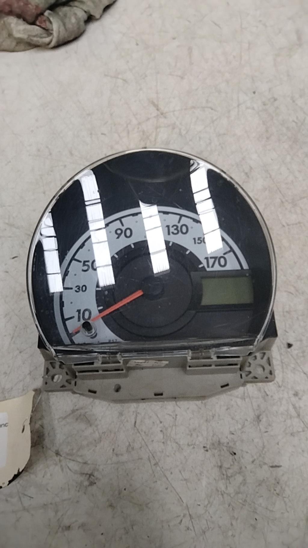 Compteur CITROEN C1 1 PHASE 2 Essence - 1