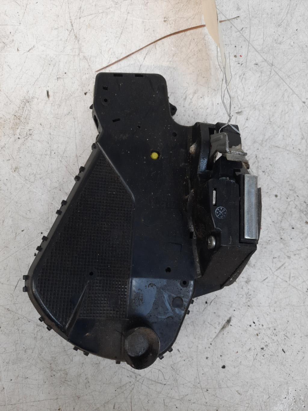 Chiusura centralizzata bagagliaio TOYOTA RAV4 3 PHASE 1 Diésel - 1