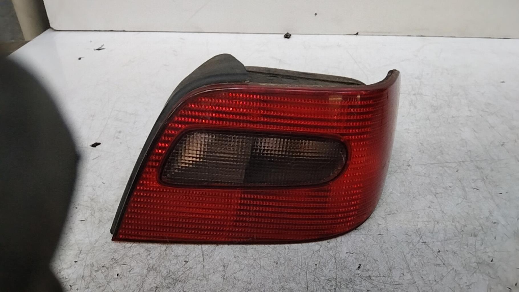 Fanale posteriore principale destro (luci) CITROEN XSARA PHASE 1 Gasolina - 1