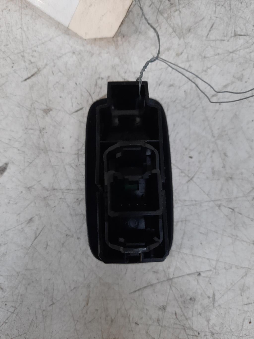 Interruttore lavacristalli posteriore sinistro FORD FIESTA 6 PHASE 2 Diésel - 1