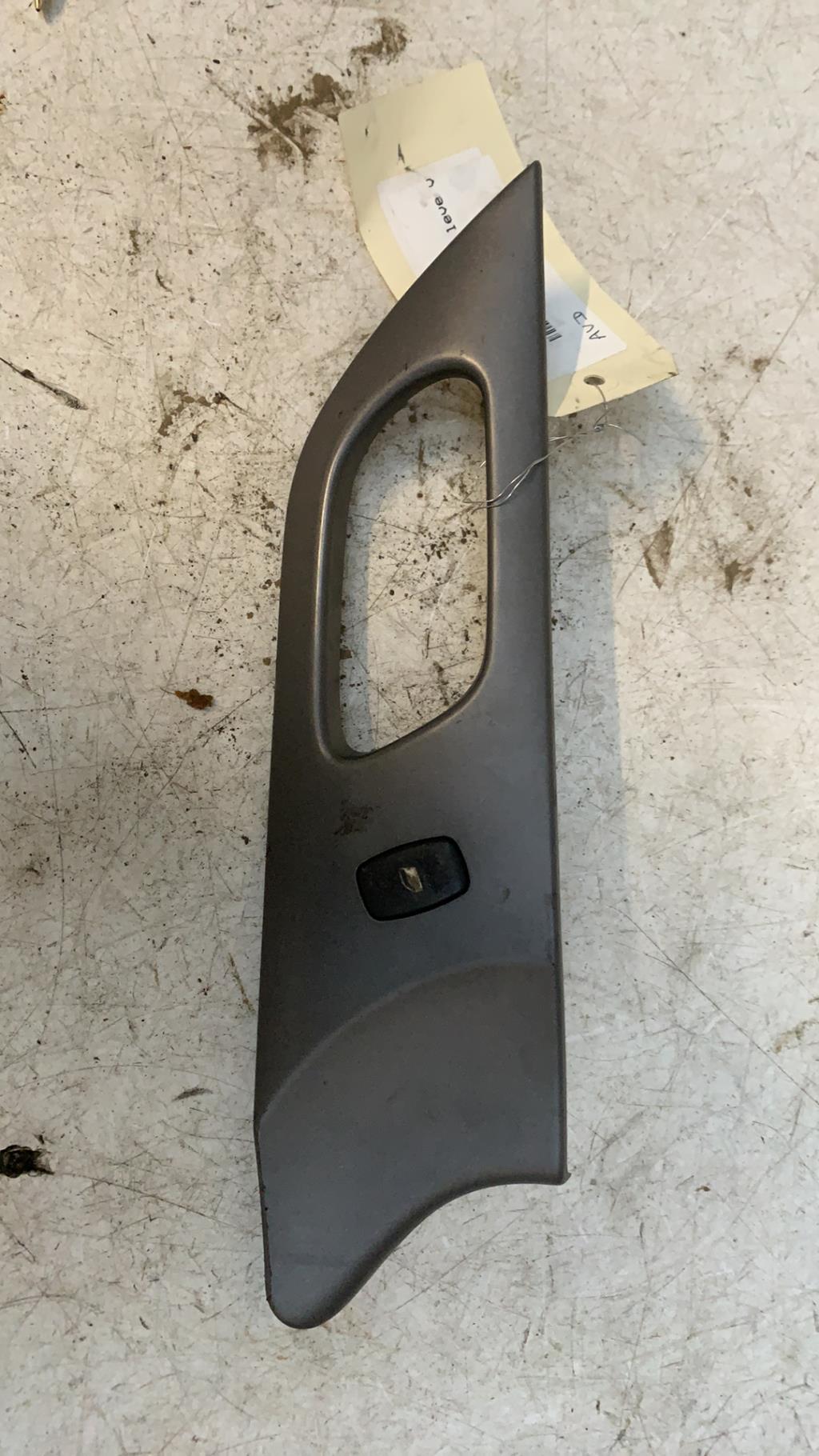 Interruttore lavacristalli anteriore destro PEUGEOT 407 PHASE 1  - 1