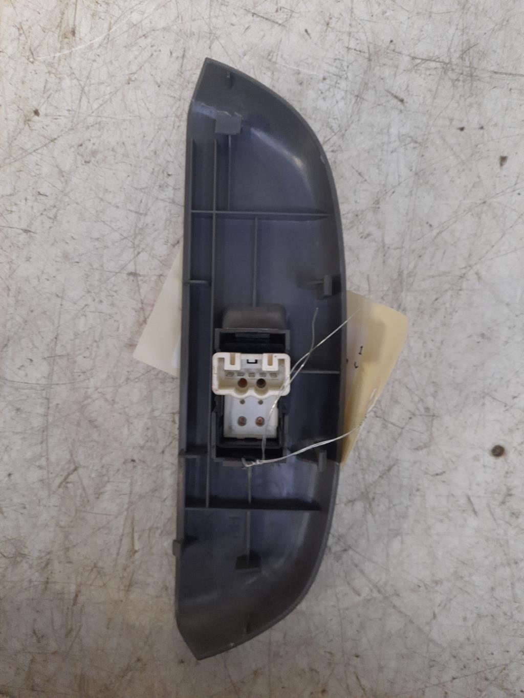 Interruttore lavacristalli anteriore destro TOYOTA YARIS VERSO PHASE 1 Gasolina - 1
