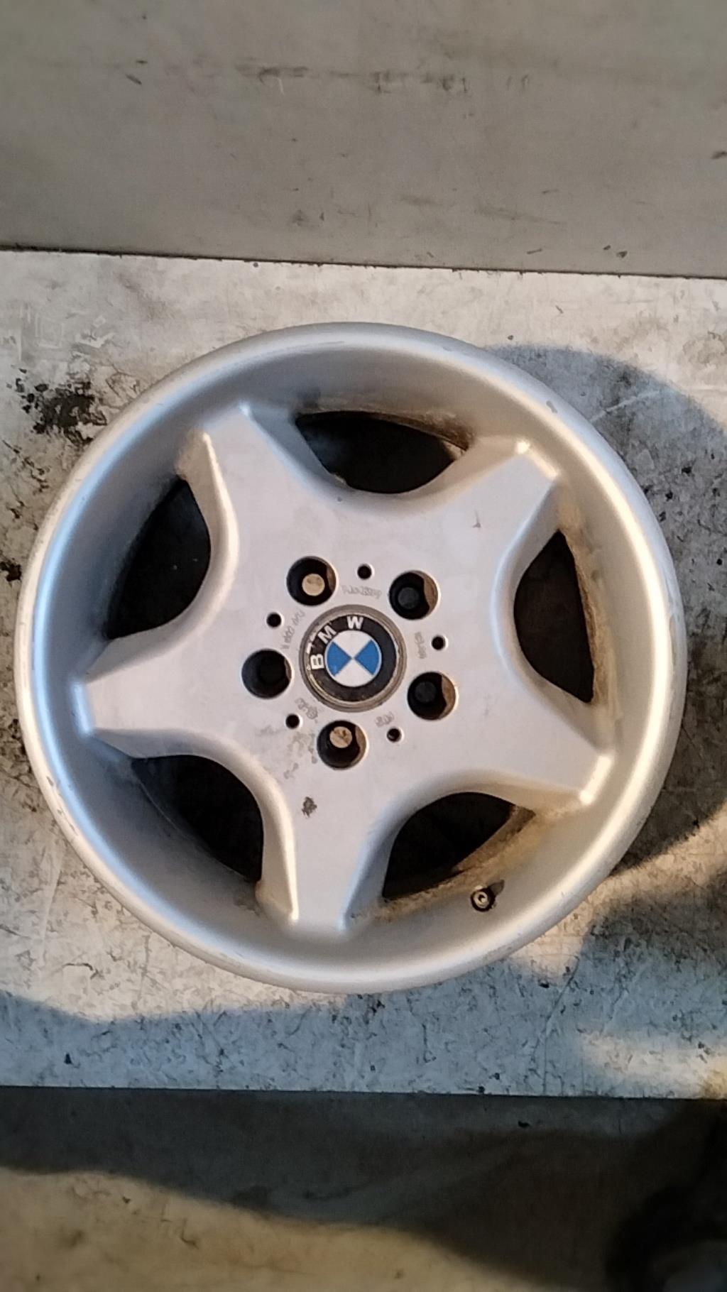 Jante BMW SERIE 5 E34  - 1