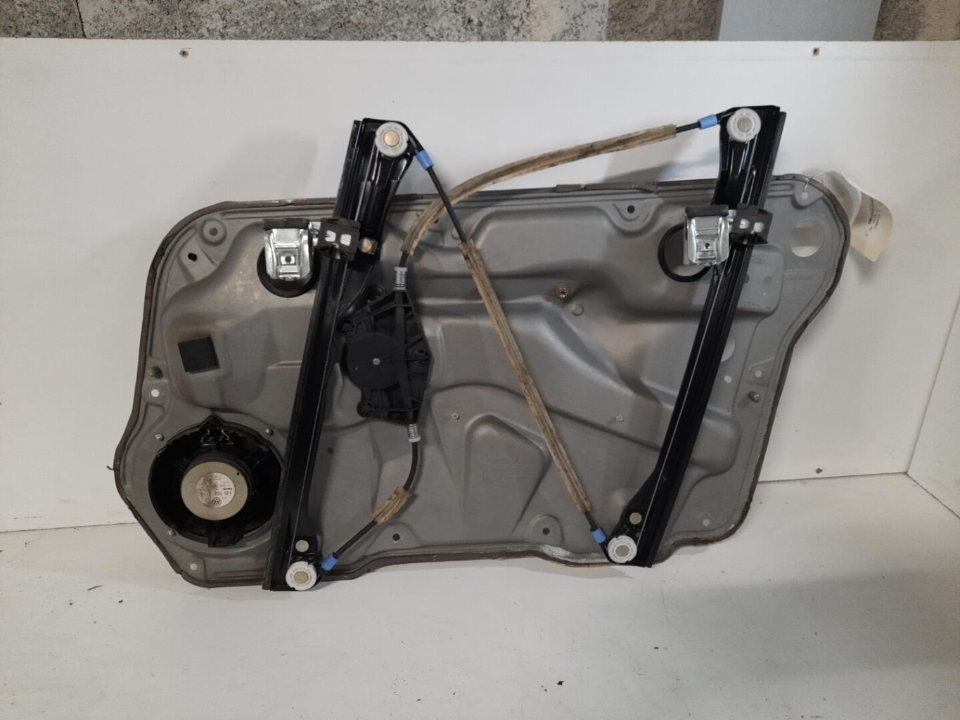 Alzacristalli elettrico anteriore sinistro VOLKSWAGEN BORA Diésel - 1