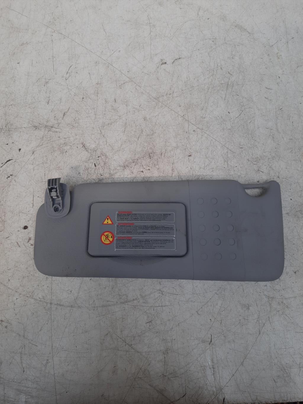 Pare soleil gauche RENAULT CLIO 2 PHASE 1 Essence - 1