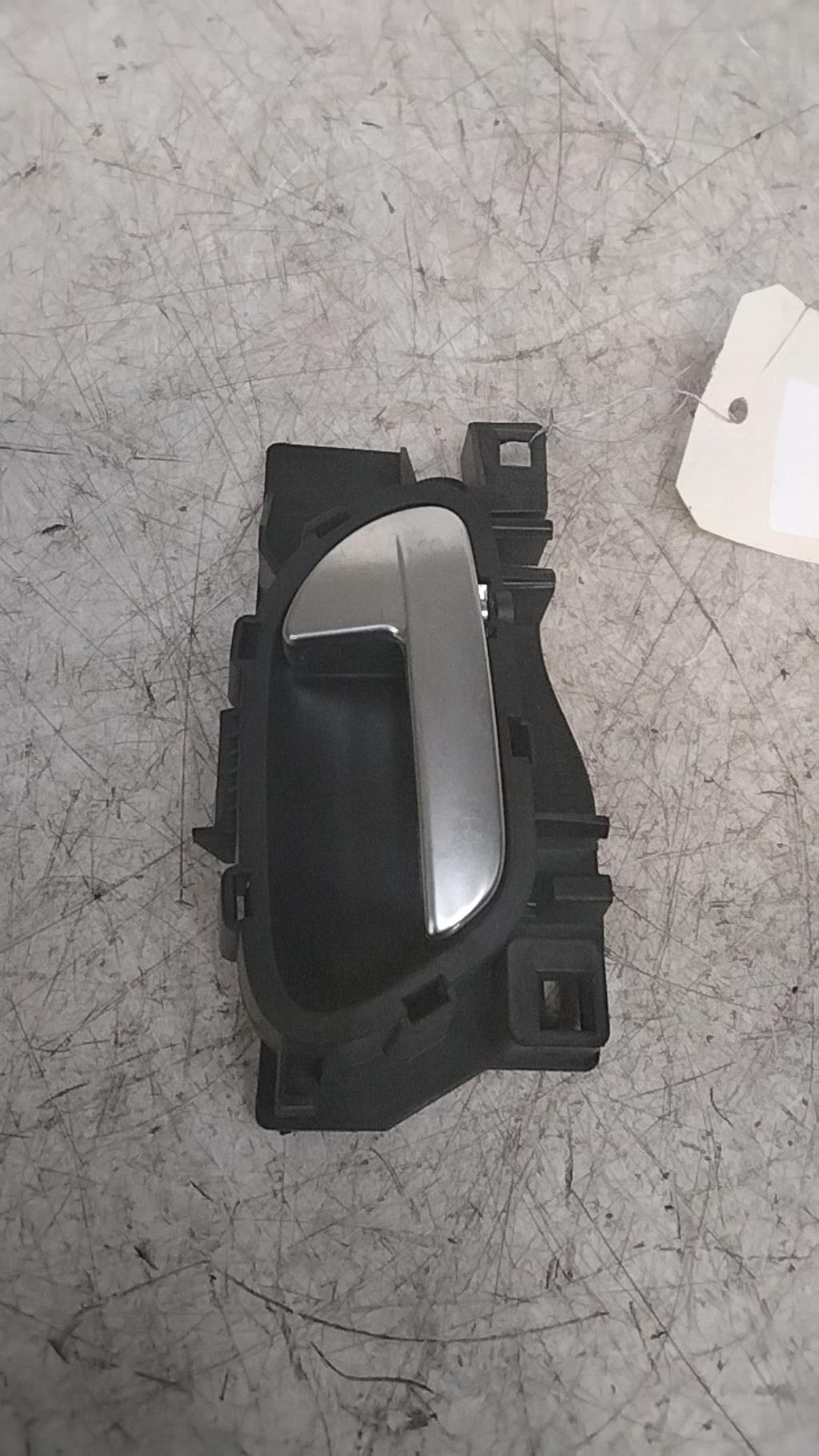 Maniglia interna posteriore destra PEUGEOT 508 1 SW PHASE 1 BREAK Diésel - 1