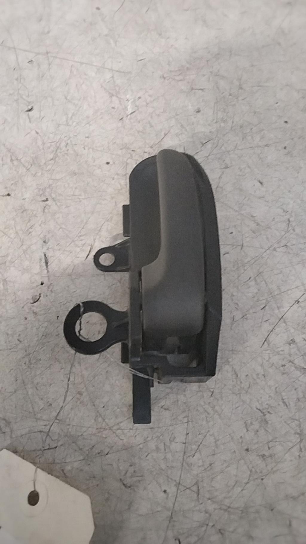 Maniglia interna posteriore sinistra TOYOTA YARIS VERSO PHASE 1 Gasolina - 1