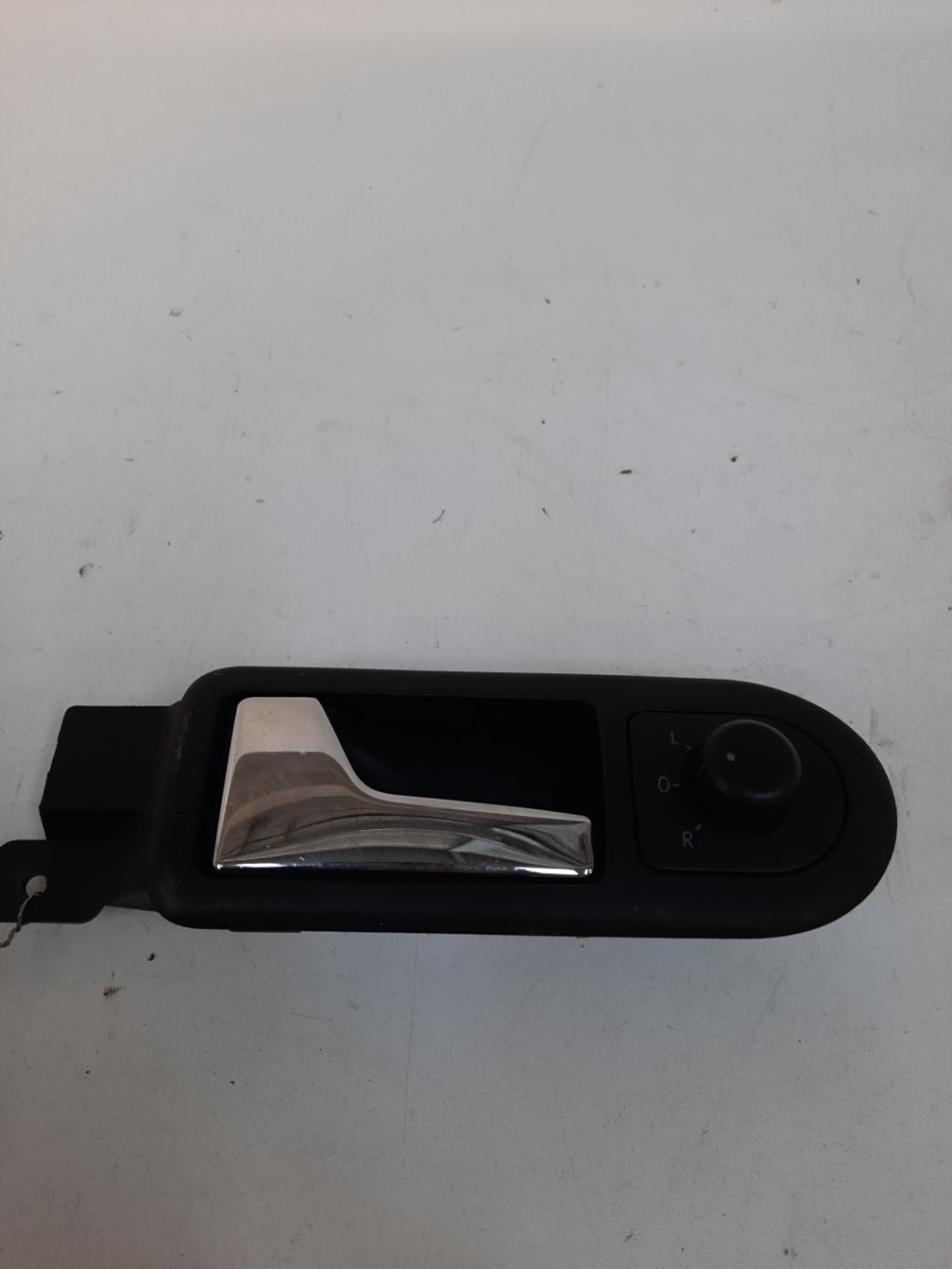 Commande retroviseurs VOLKSWAGEN BORA Diesel - 1