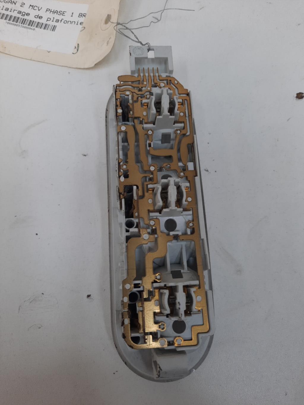 Eclairage de plafonnier DACIA LOGAN 2 MCV PHASE 1 BREAK Essence - 1