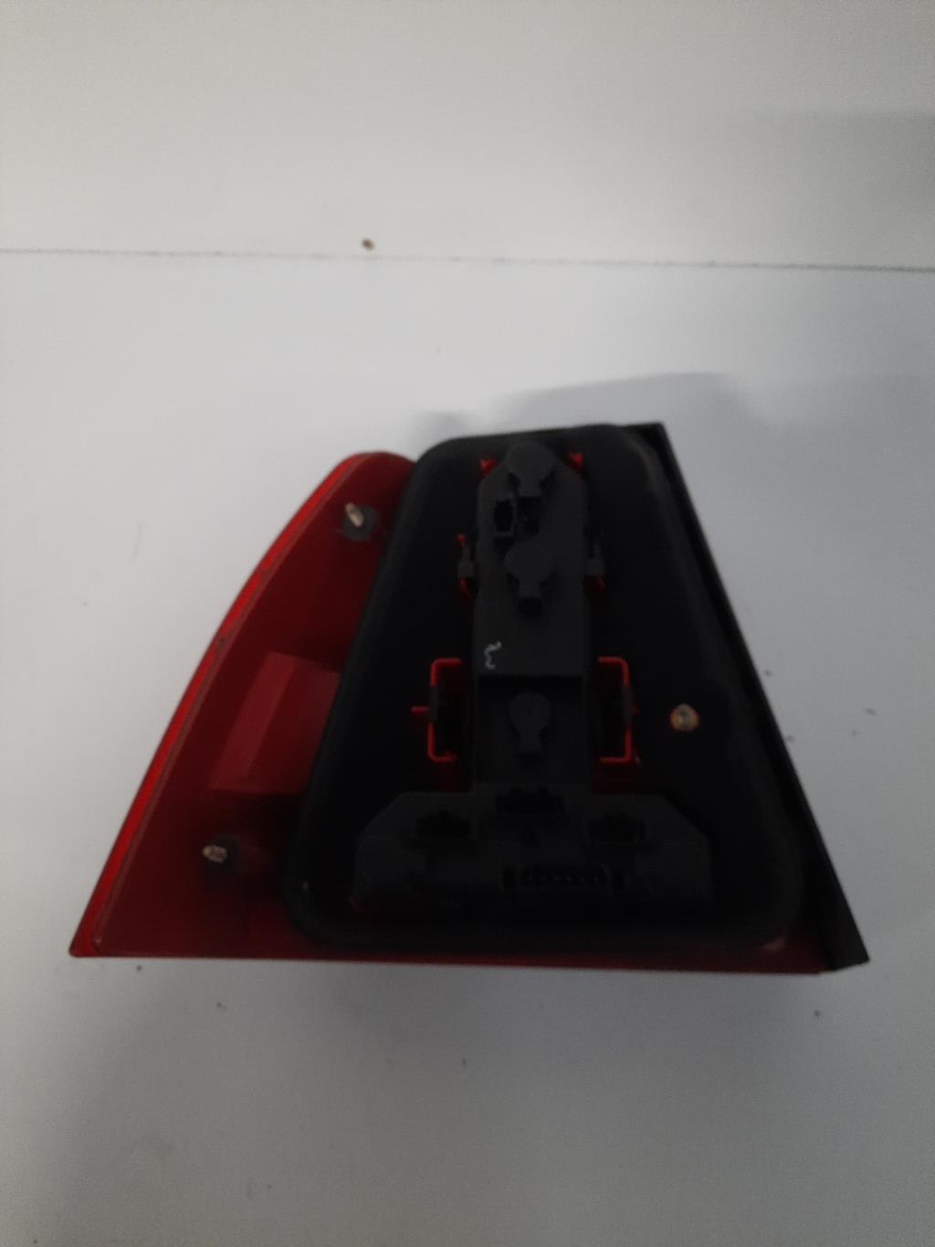 Fanale posteriore principale destro (luci) VOLKSWAGEN BORA Diésel - 1