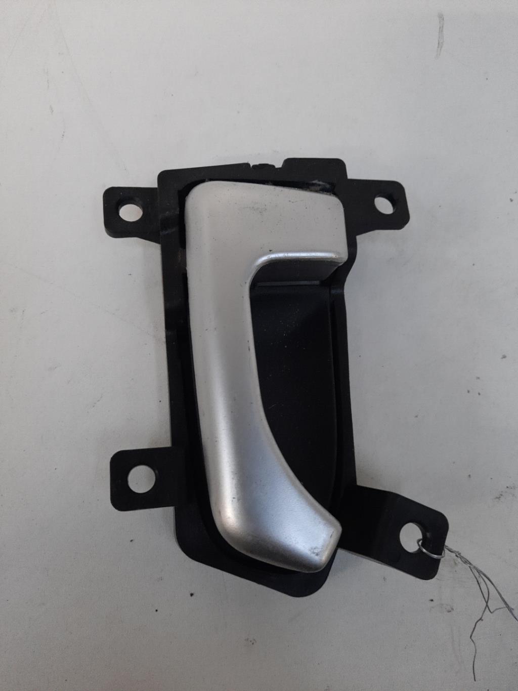 Maniglia interna anteriore sinistra KIA SPORTAGE 3 PHASE 1 Diésel - 1