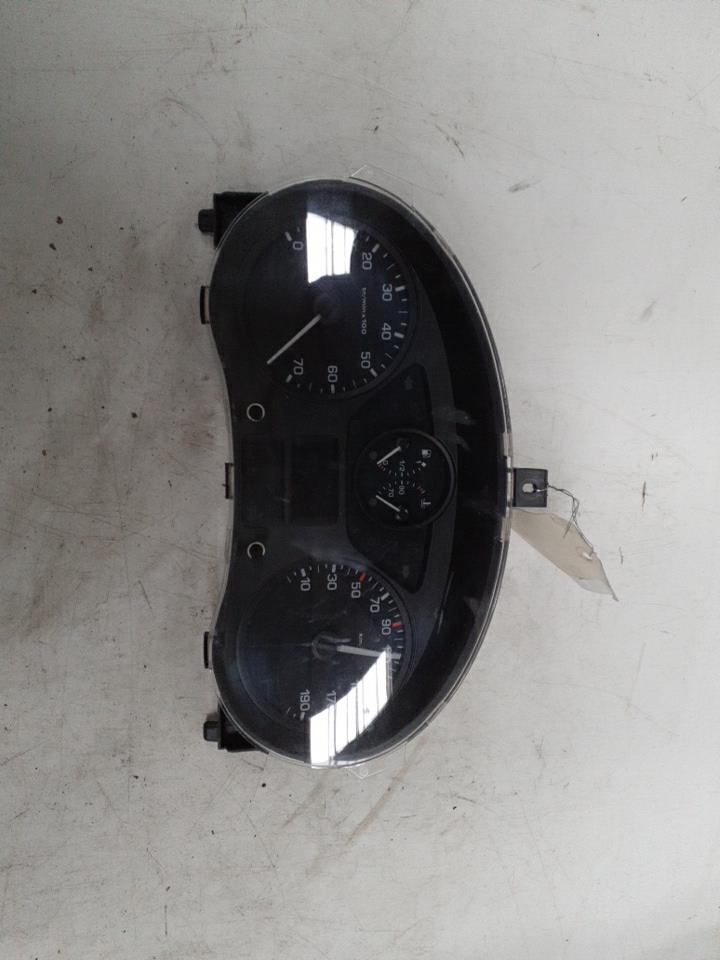 Compteur PEUGEOT PARTNER 2 PHASE 2 Diesel - 1