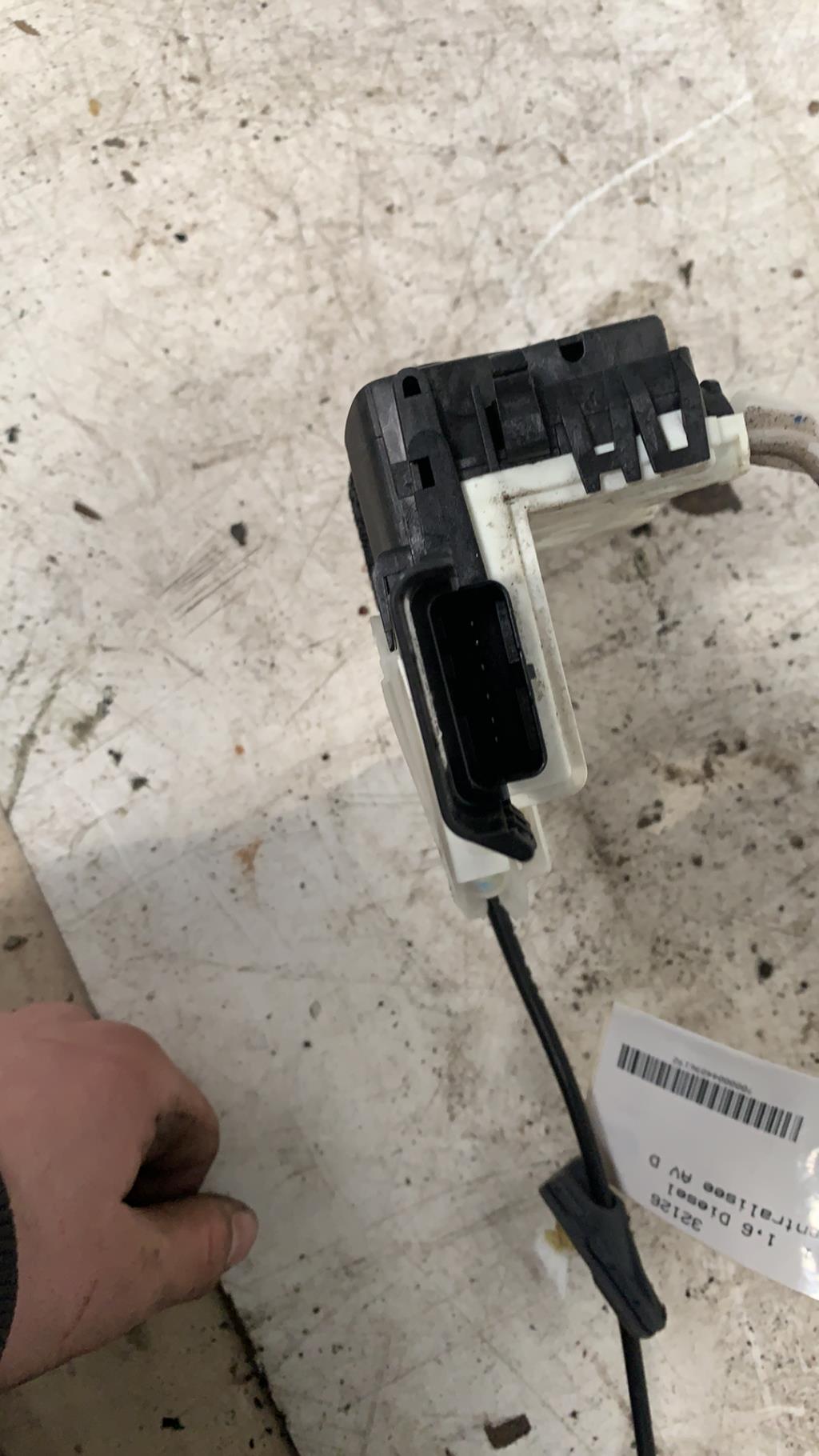 Chiusura centralizzata anteriore destra CITROEN C3 2 PHASE 1 Diésel - 1