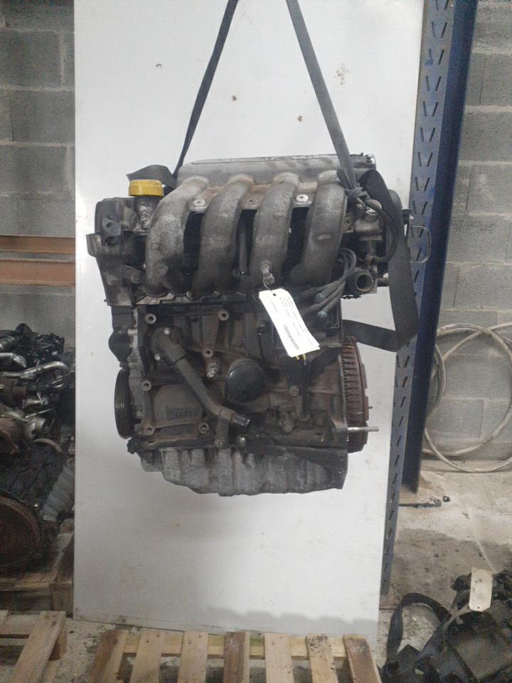 Moteur RENAULT LAGUNA 2 PHASE 1 BREAK Essence - 1