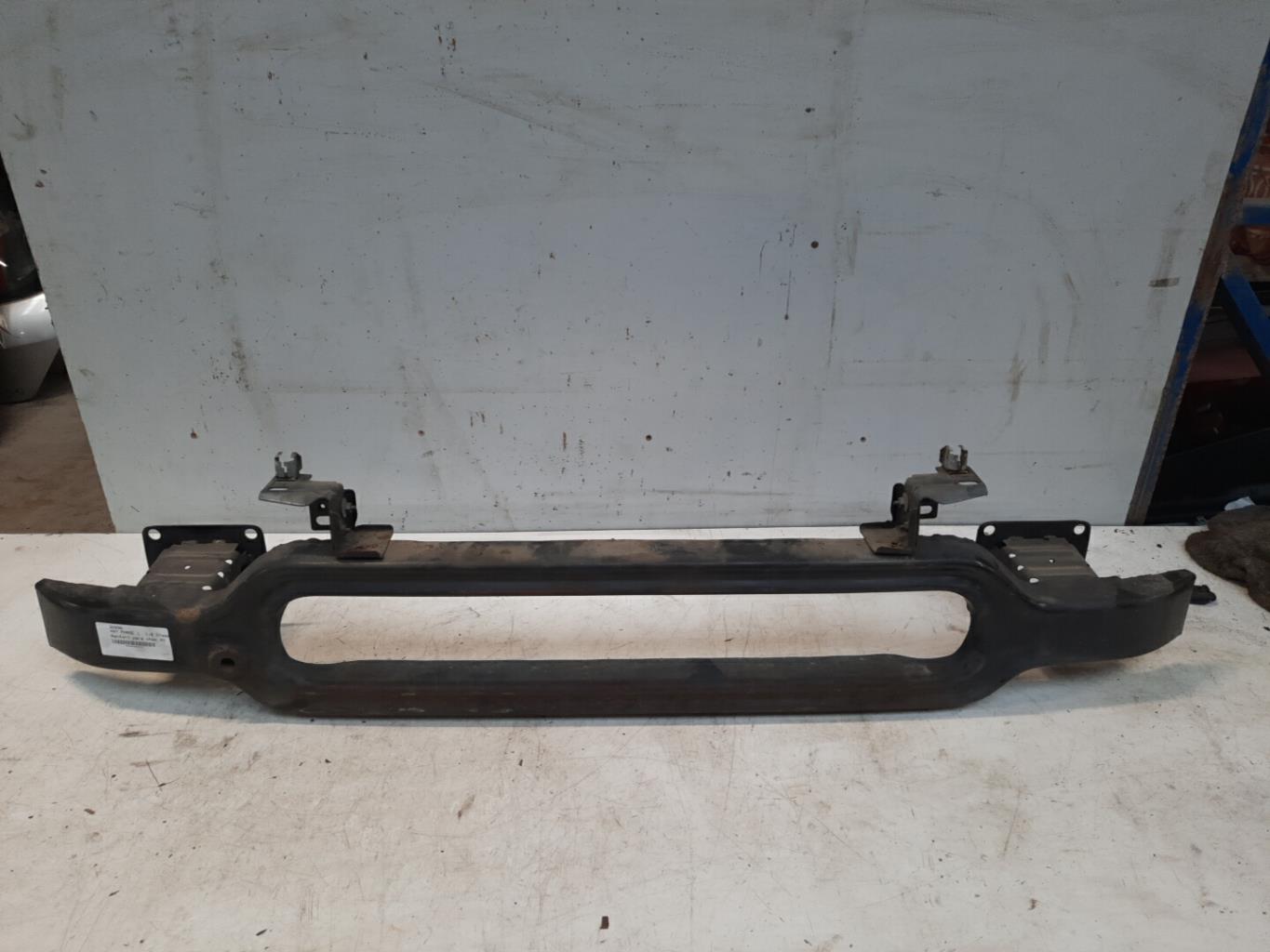 Traversa rinforzo paraurti anteriore PEUGEOT 407 PHASE 1 Diésel - 1