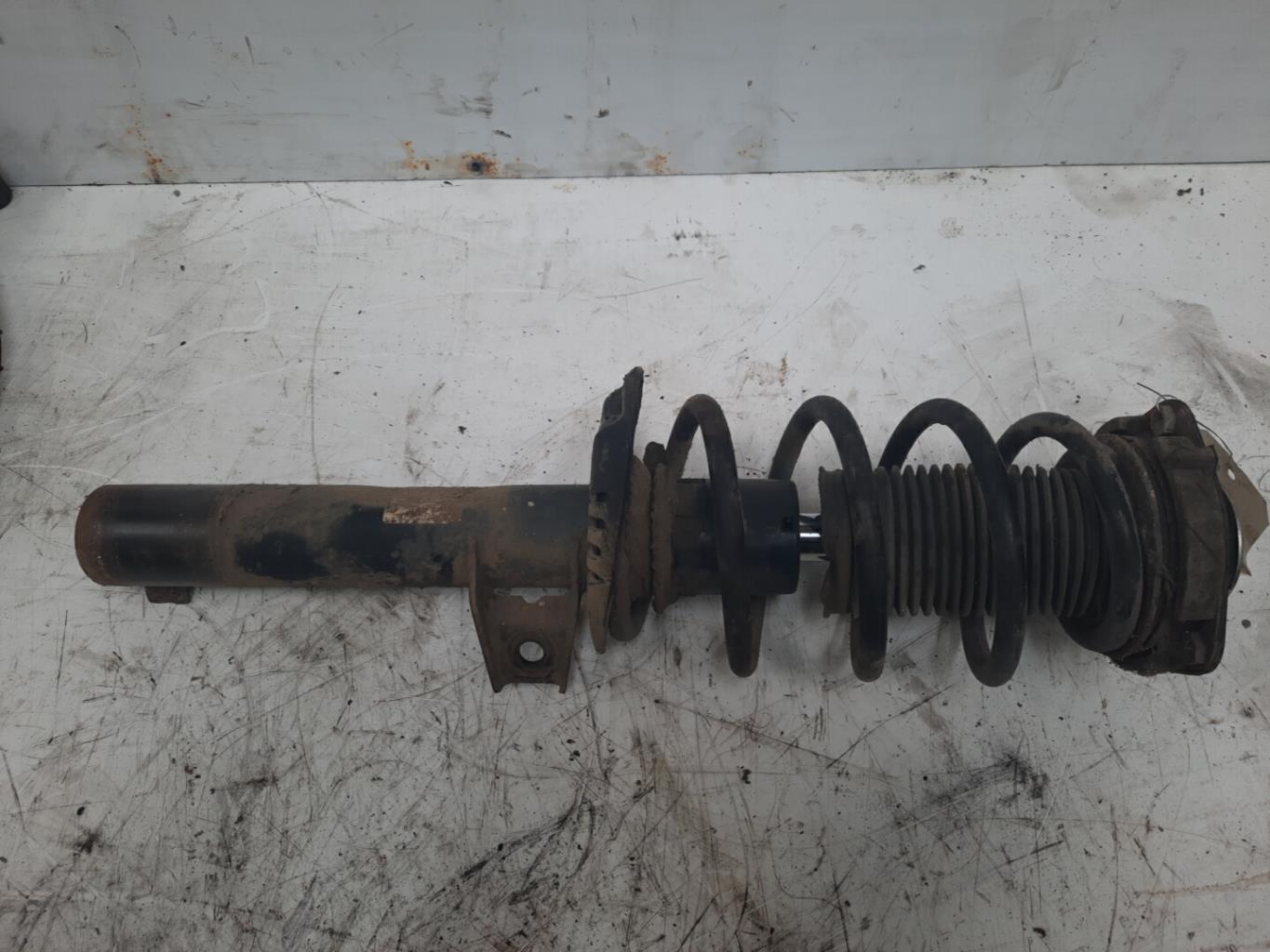 Ammortizzatore anteriore destro AUDI A3 2 PHASE 1 Diésel - 1