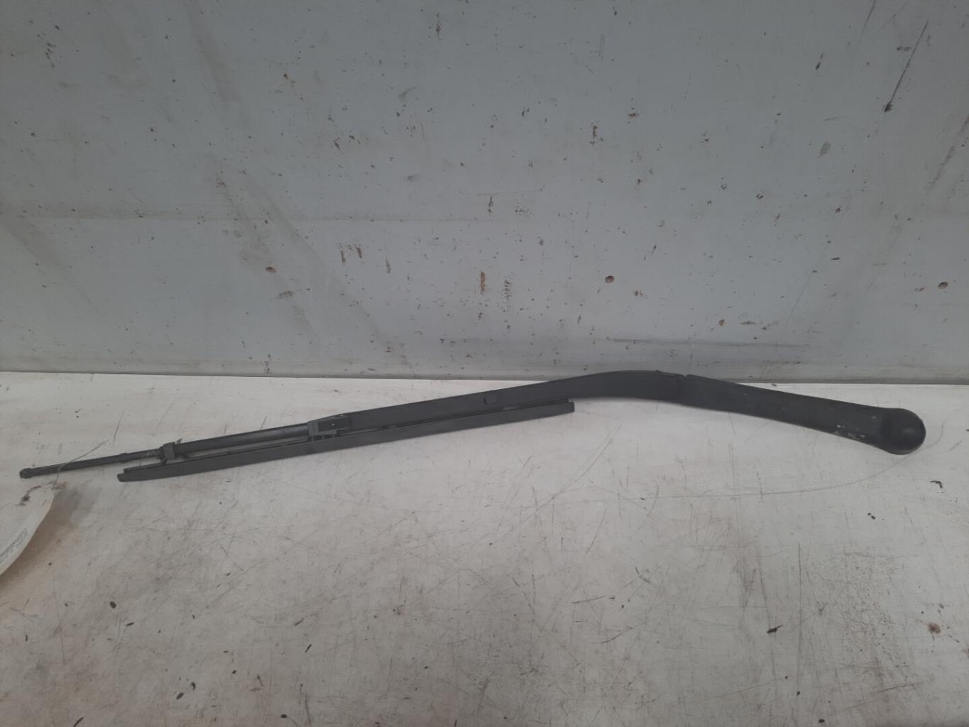 Braccio tergicristallo anteriore sinistro BMW SERIE 5 E39 PHASE 1 Diésel - 1