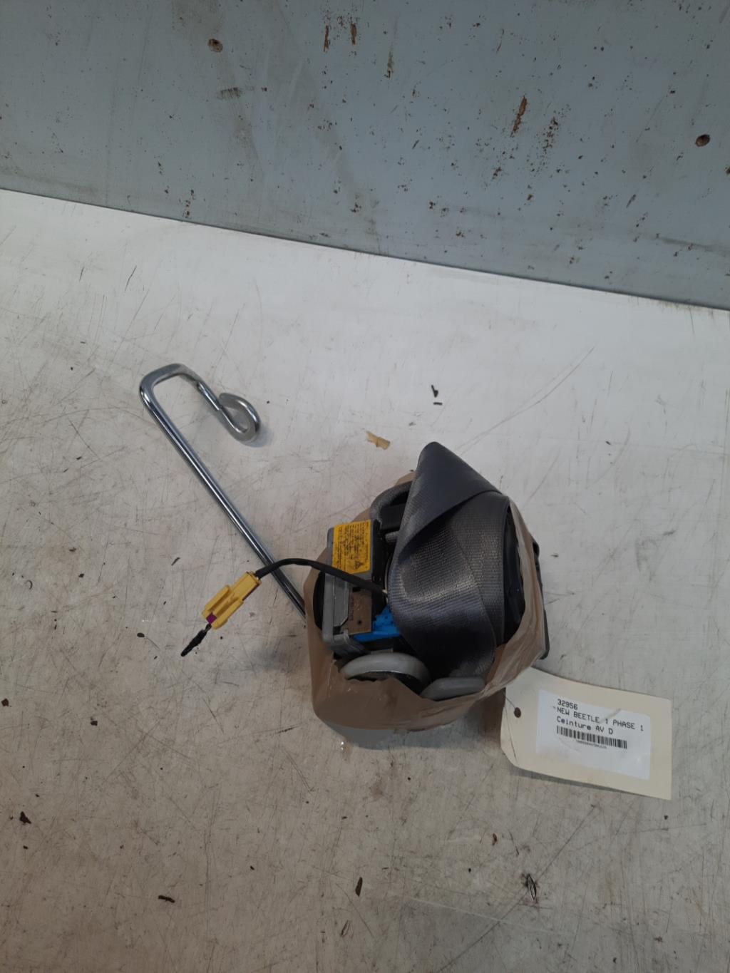 Cintura di sicurezza anteriore destra VOLKSWAGEN NEW BEETLE 1 PHASE 1 Gasolina - 1