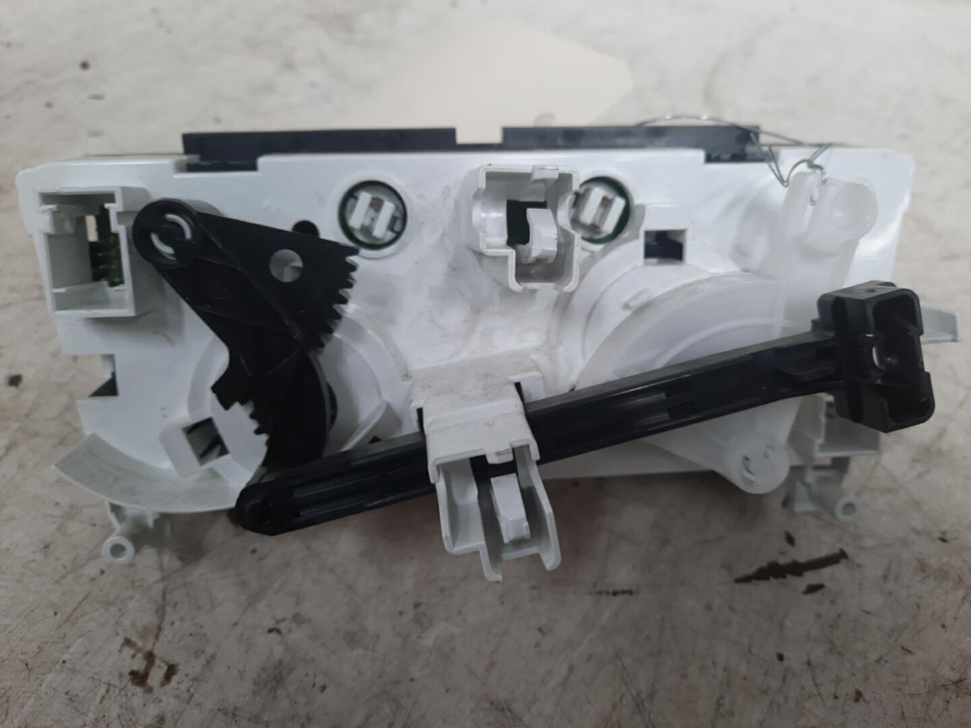 Commande chauffage CITROEN C3 PICASSO PHASE 2 Diesel - 1