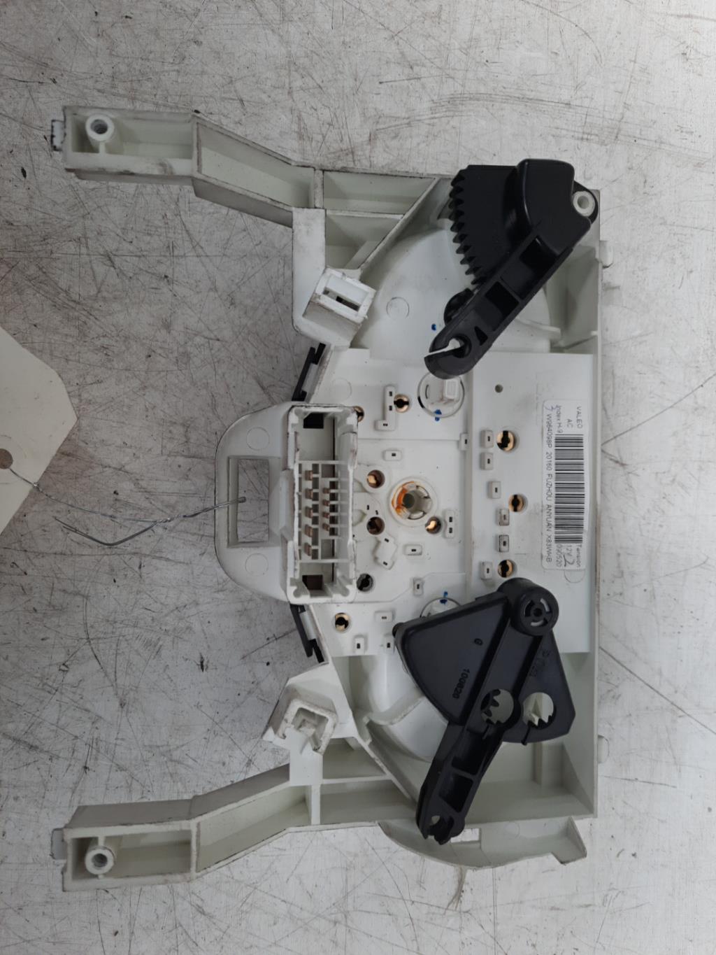 Commande chauffage NISSAN PRIMASTAR 1 Diesel - 1