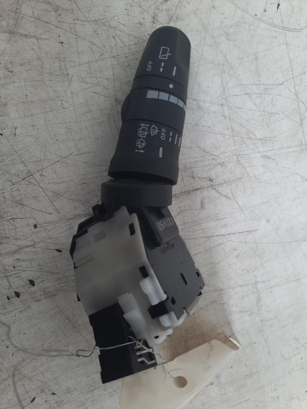Commodo d'essuie glaces NISSAN NOTE 1 PHASE 1 Diesel - 1