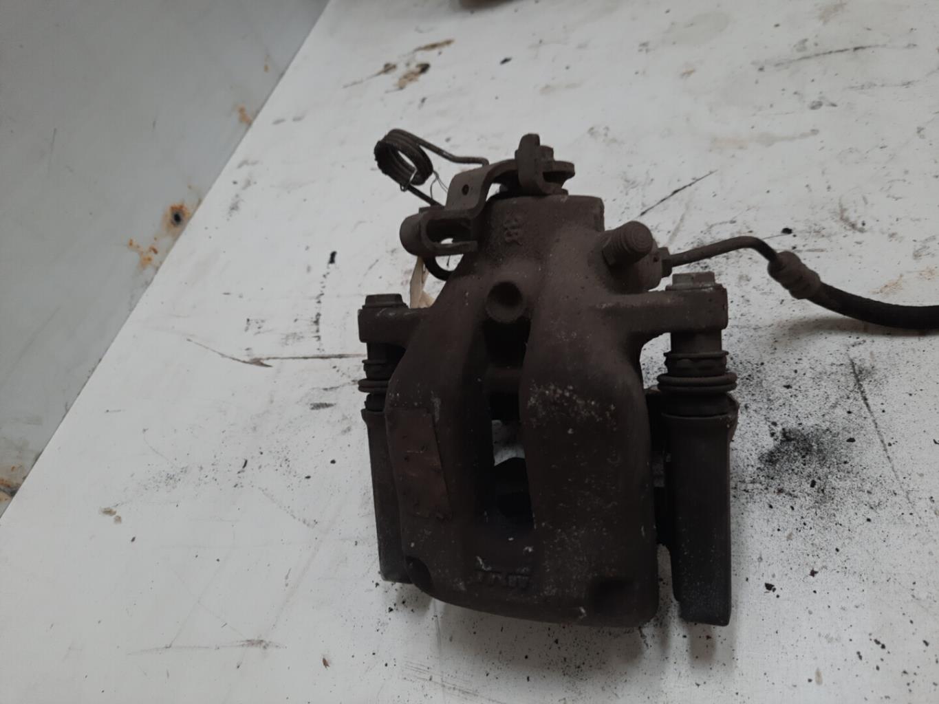 Pinza freni posteriore destra PEUGEOT 407 PHASE 1 Diésel - 1