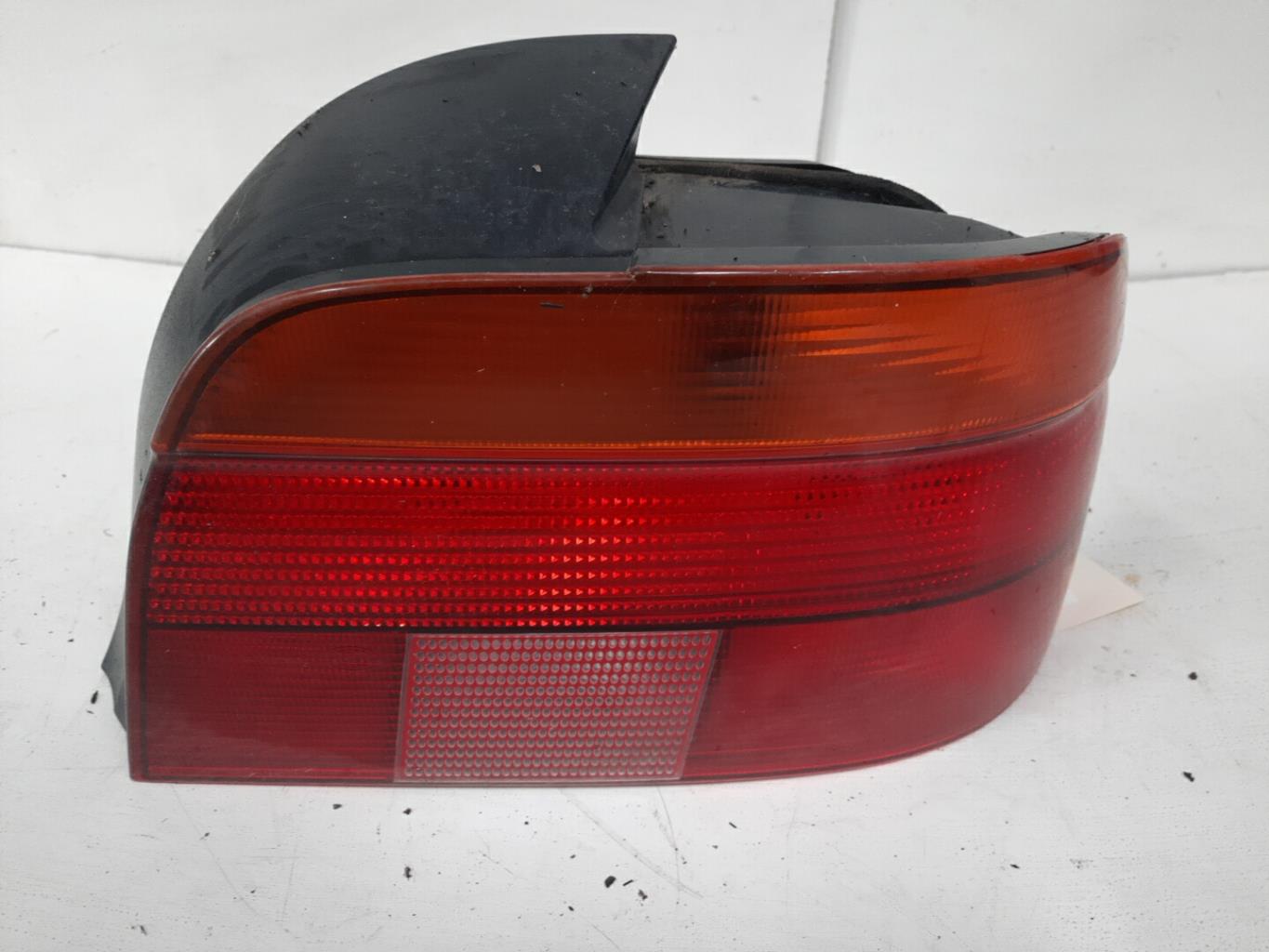 Fanale posteriore principale destro (luci) BMW SERIE 5 E39 PHASE 1 Diésel - 1