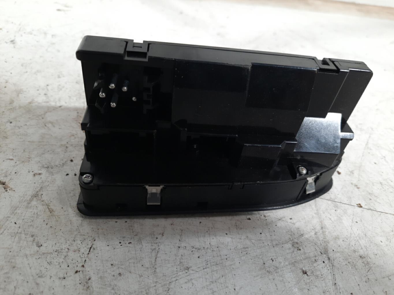 Interruttore alzacristalli BMW SERIE 5 E39 PHASE 1 Diésel - 1