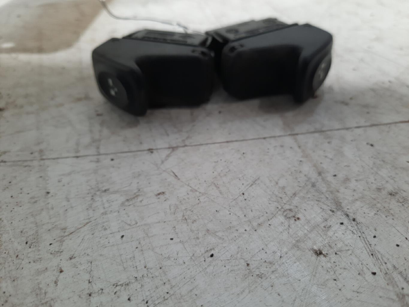 Interrupteur de leve vitre RENAULT CLIO 2 PHASE 1 Diesel - 1