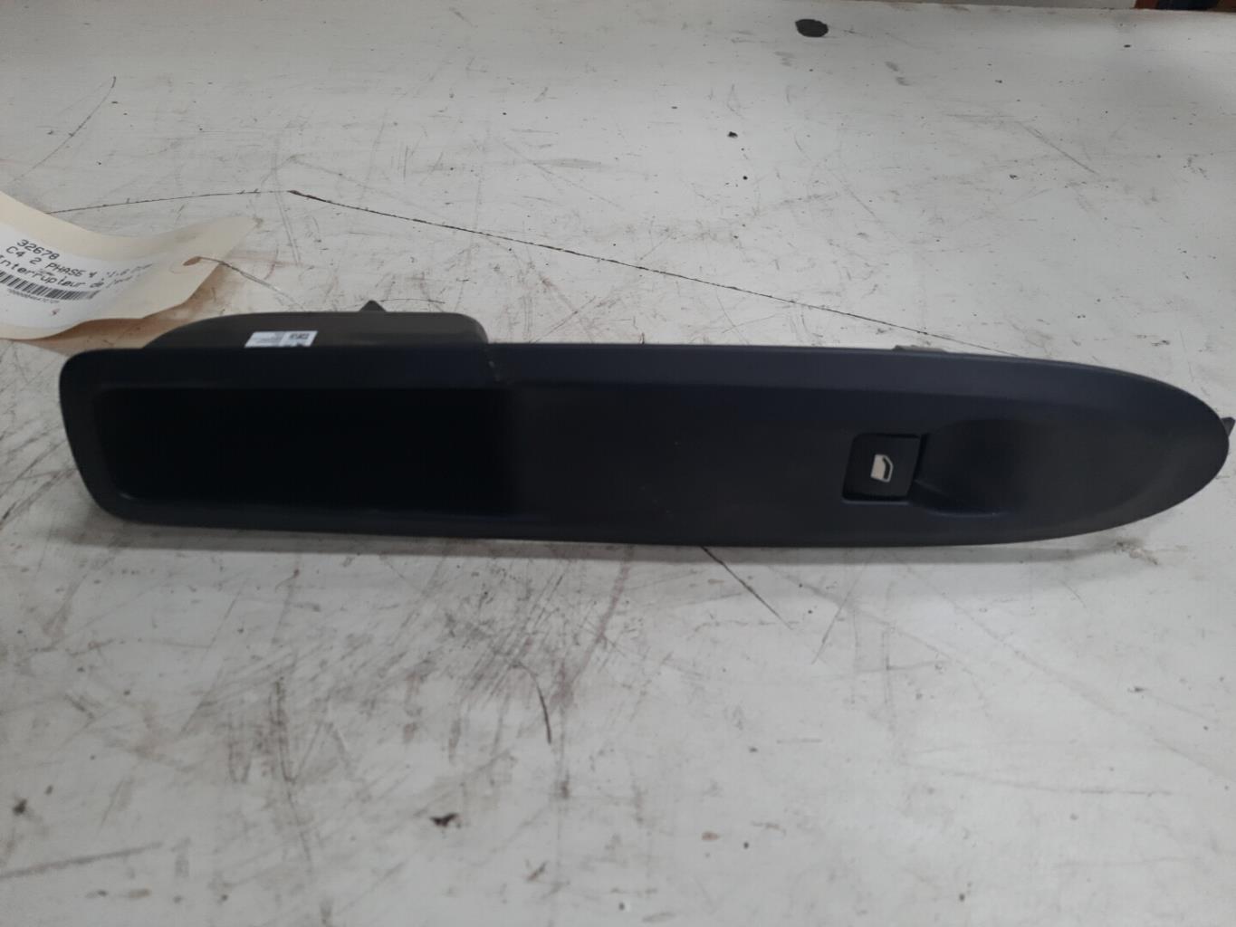 Interruttore lavacristalli anteriore destro CITROEN C4 2 PHASE 1 Diésel - 1
