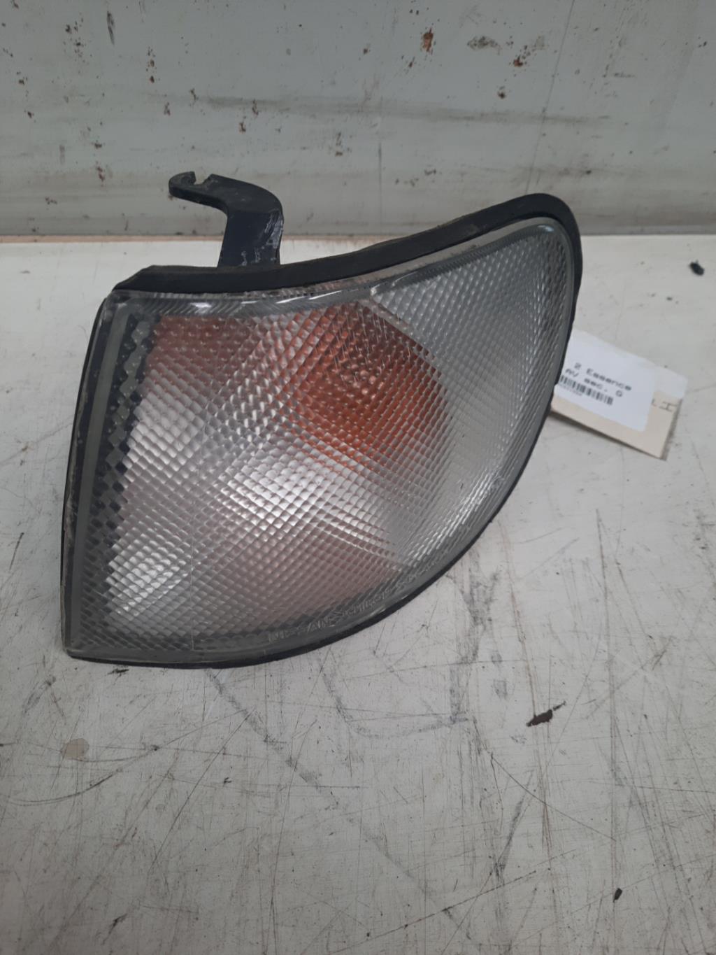 Gruppo ottico anteriore secondario sinistro (luci)(freccia) NISSAN SUNNY 3 Gasolina - 1