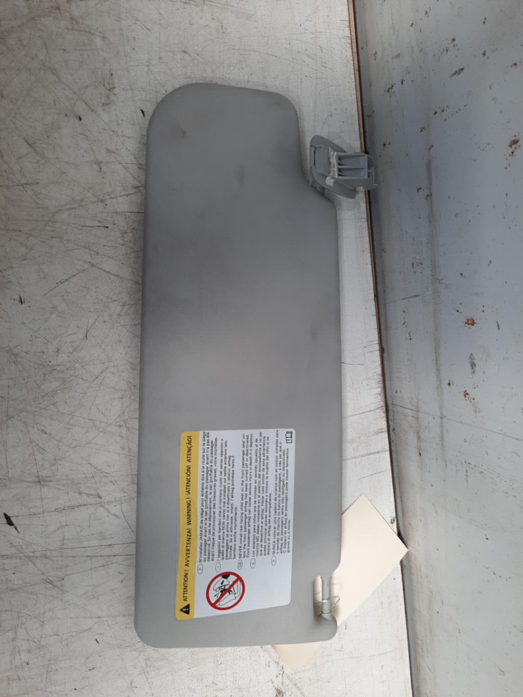 Visiera parasole destra VOLKSWAGEN PASSAT 5 BREAK Diésel - 1