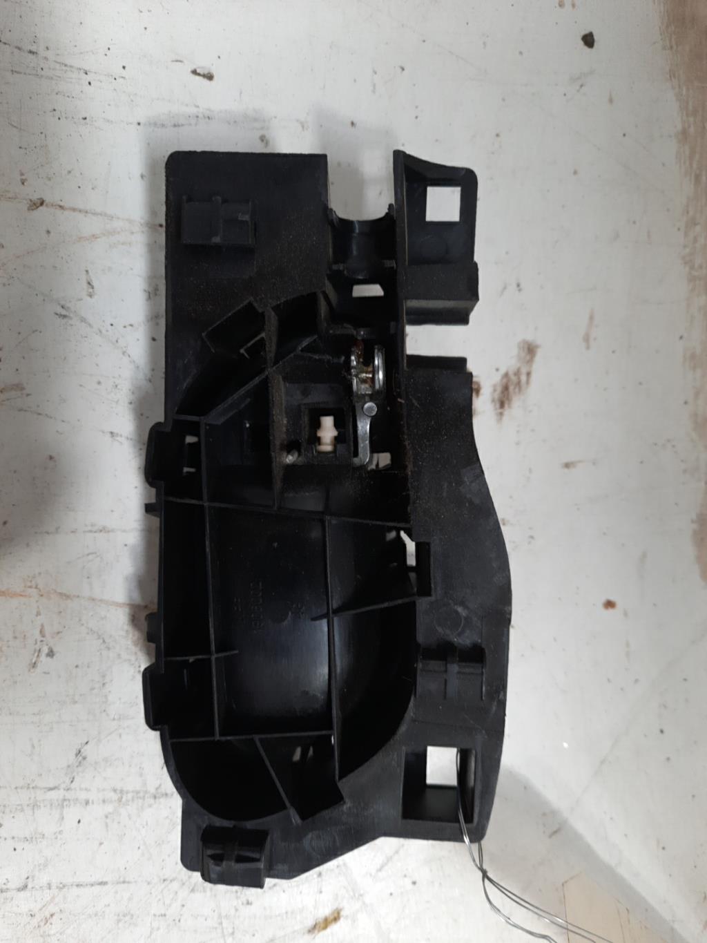 Maniglia interna posteriore sinistra CITROEN C3 2 PHASE 1 Diésel - 1