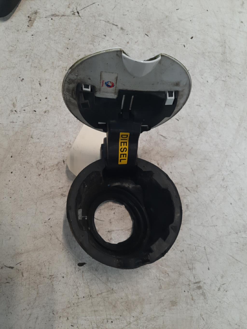 Trappe d'essence CITROEN C3 PICASSO PHASE 2 Diesel - 1