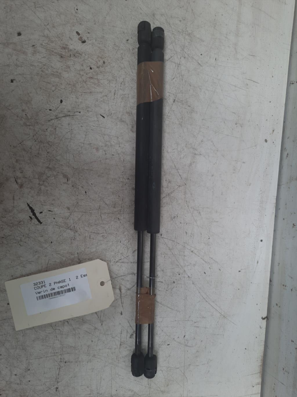 Verin de capot HYUNDAI COUPE 2 PHASE 1 Essence - 1