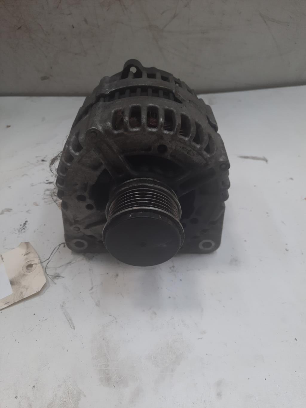 Alternatore VOLKSWAGEN PASSAT 5 BREAK Diésel - 1