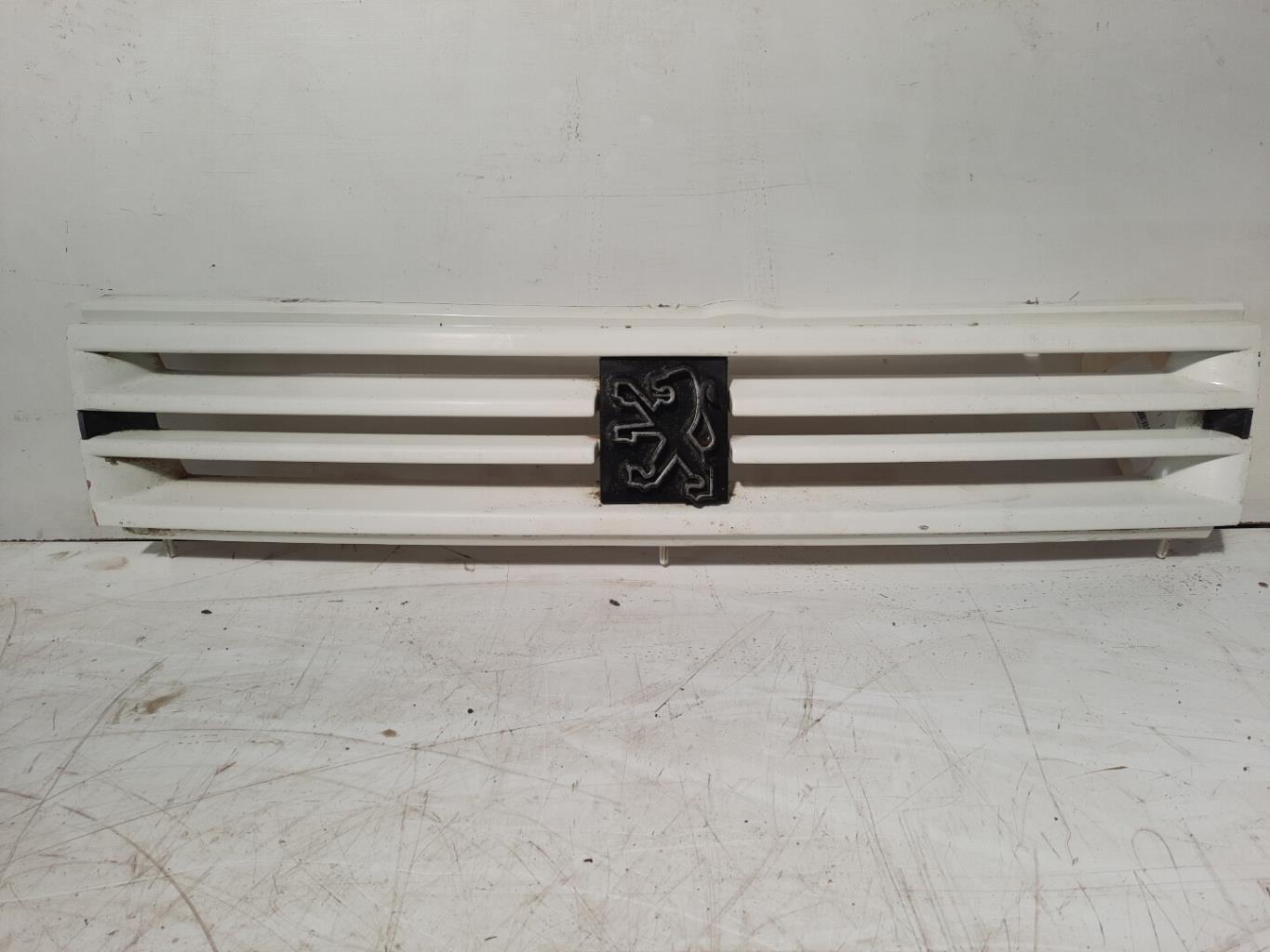 Calandre PEUGEOT 309 PHASE 1 Essence - 1