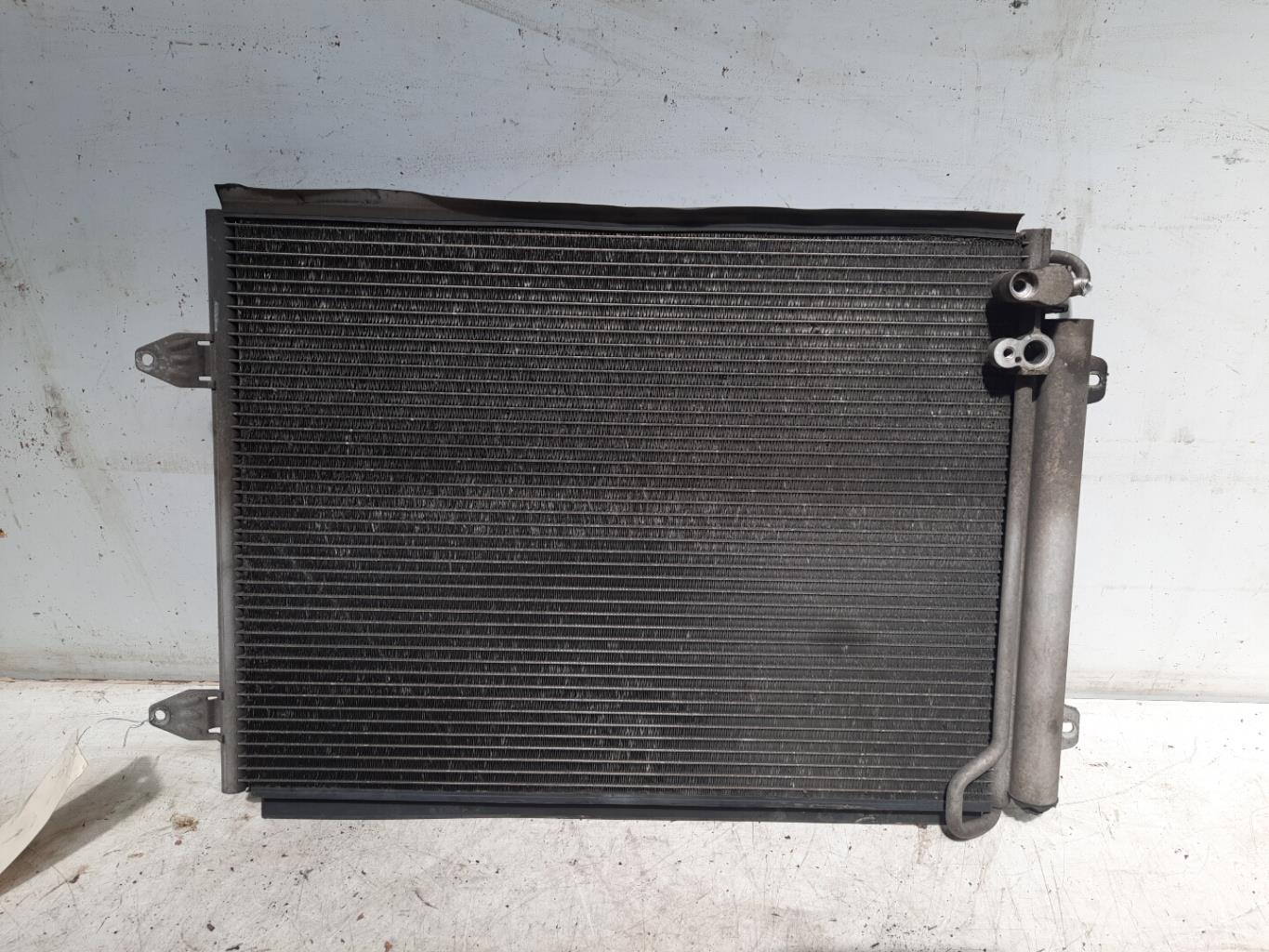 Condensatore clima VOLKSWAGEN PASSAT 5 BREAK Diésel - 1