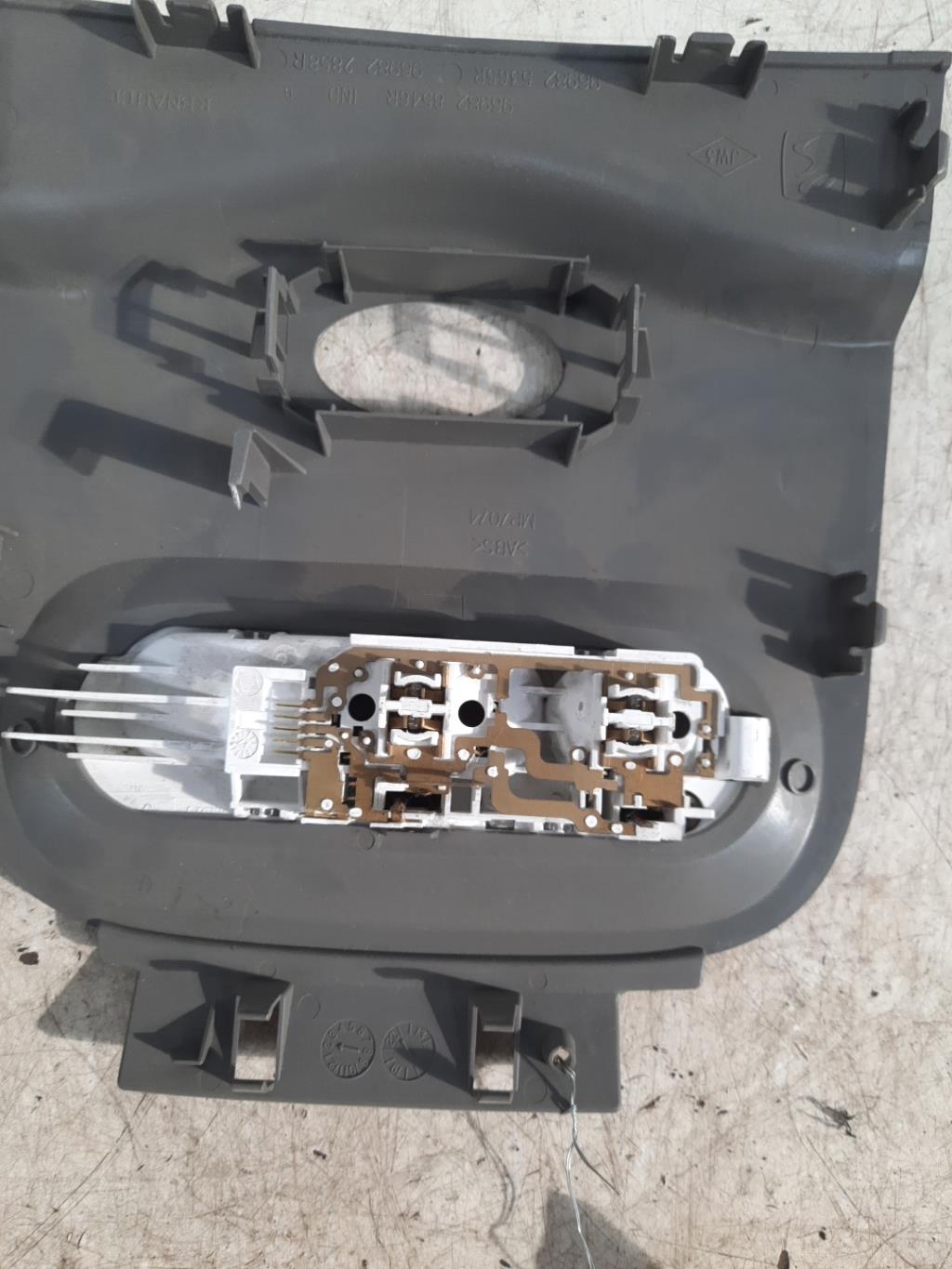 Eclairage de plafonnier RENAULT MASTER 3 PHASE 1 Diesel - 1