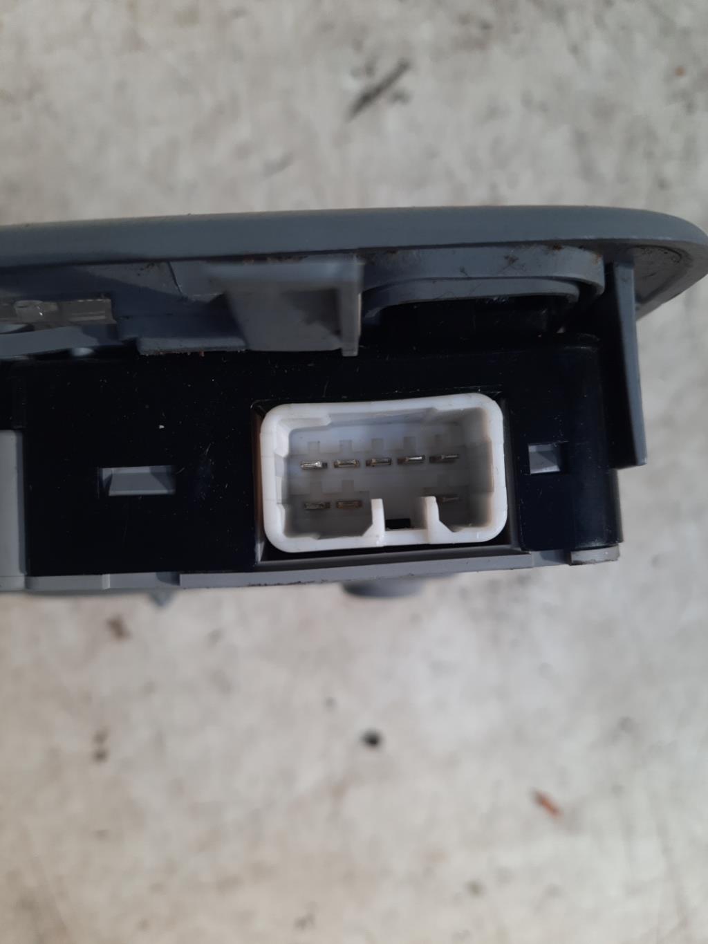 Eclairage de plafonnier TOYOTA RAV4 2 PHASE 1 Diesel - 1