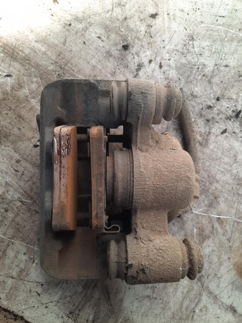 Pinza freni posteriore destra TOYOTA RAV4 2 PHASE 1 Diésel - 1