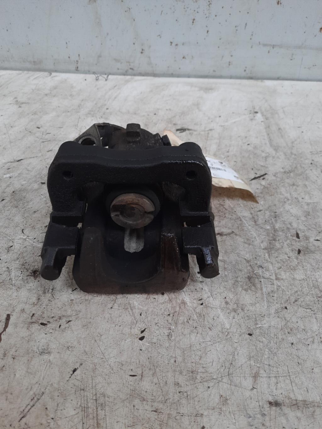 Pinza freni posteriore sinistra PEUGEOT 308 1 PHASE 1 Diésel - 1
